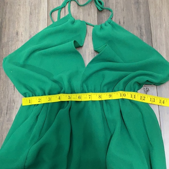 Majorelle revolve Symphony Gown in Green - Picture 16 of 16